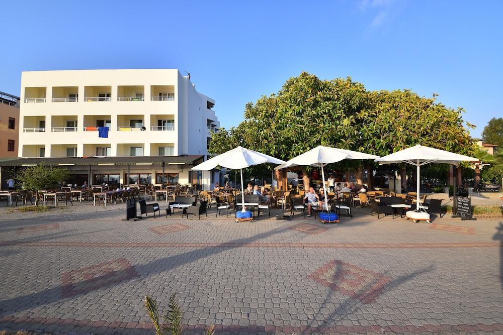 Rosary Beach Hotel Фетие Екстериор снимка