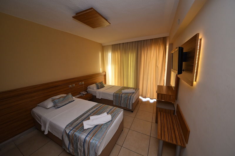 Rosary Beach Hotel Фетие Екстериор снимка